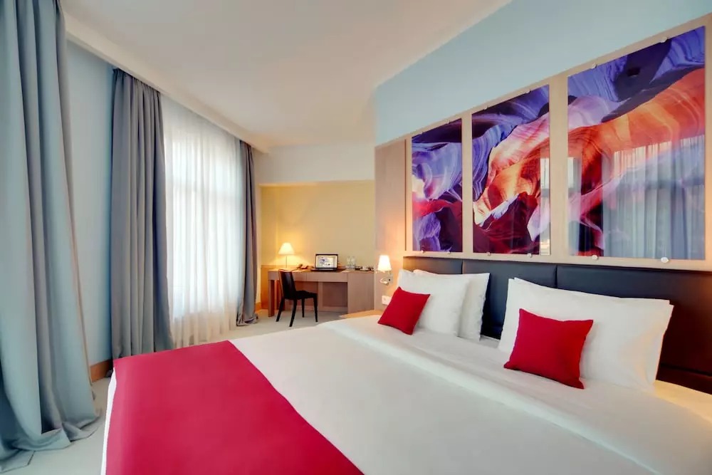 هتل گلدن تولیپ رزا خوتور